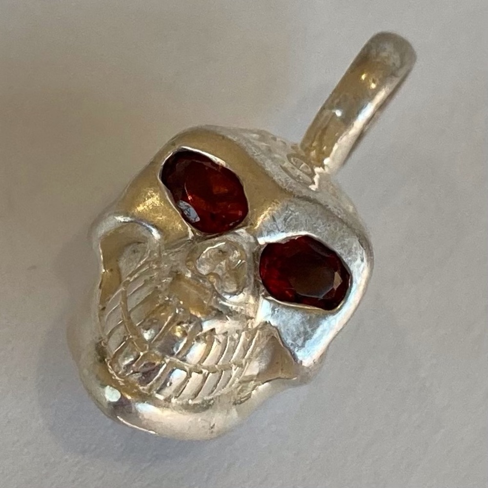 925 Sterling Silver Skull with Ruby Eyes Pendant Necklace